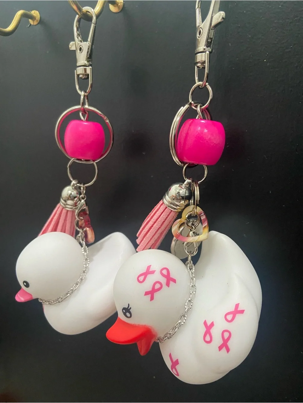 Set of 2 Breast Cancer Awareness duck bag clips/keychain-Handmade-New